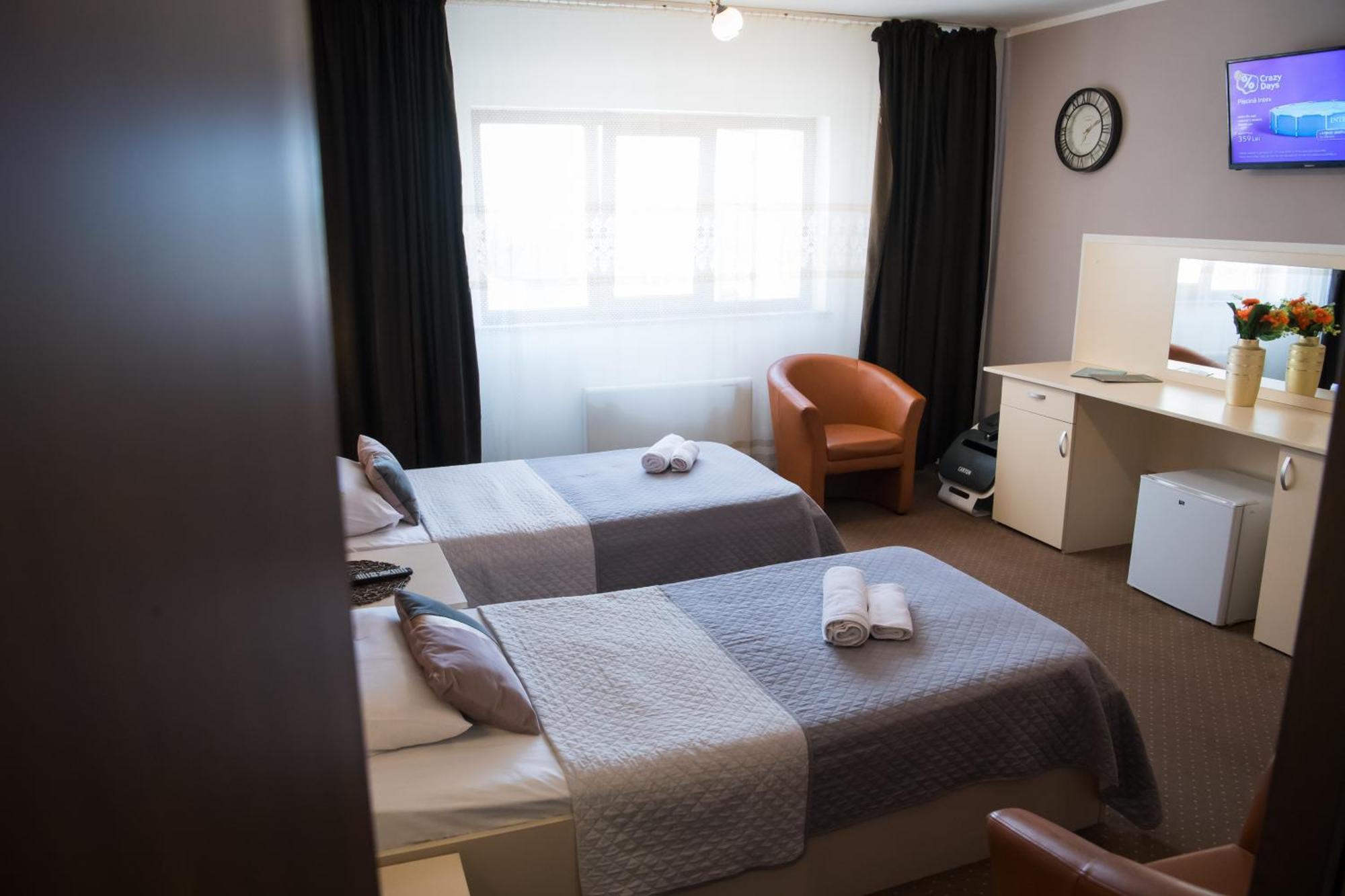 Mbi Travel Inn 克拉奥华 外观 照片
