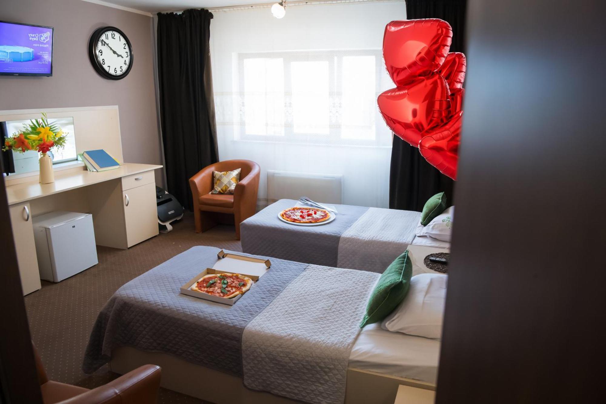 Mbi Travel Inn 克拉奥华 外观 照片